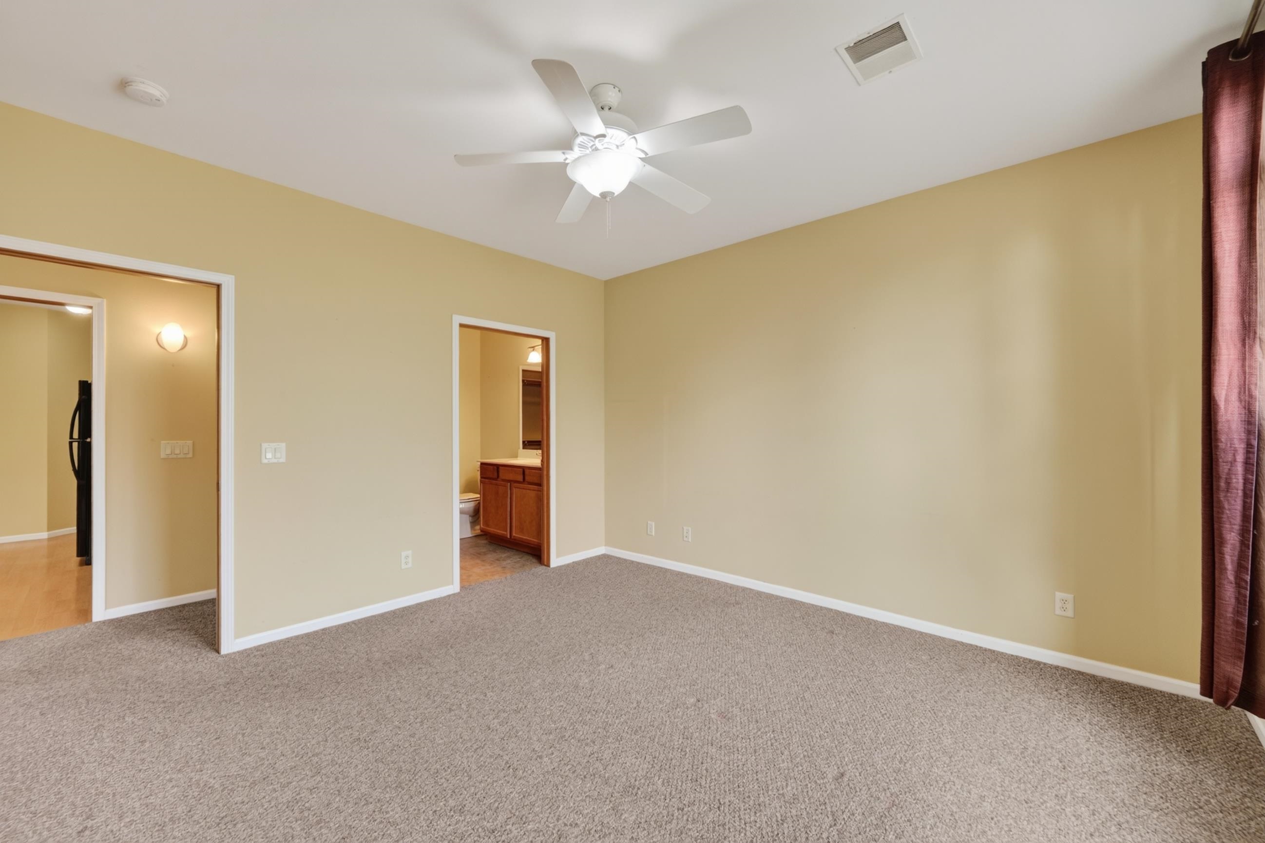2581 Smiths, Unit 101 Sun Prairie, WI 53590 - Photo 23 of 41 Gallery Image 23