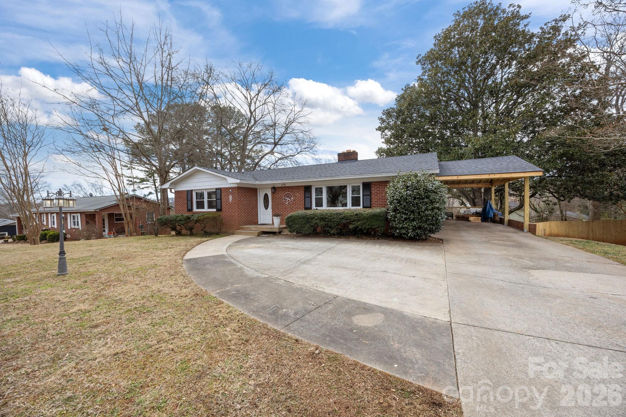 275 Tanner Street Rutherfordton, NC 28139 - Photo 4 of 44