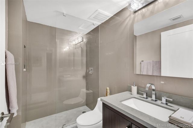 $555,000 | 3330 Northeast 190th Street, Unit 1319, Aventura, FL 33180