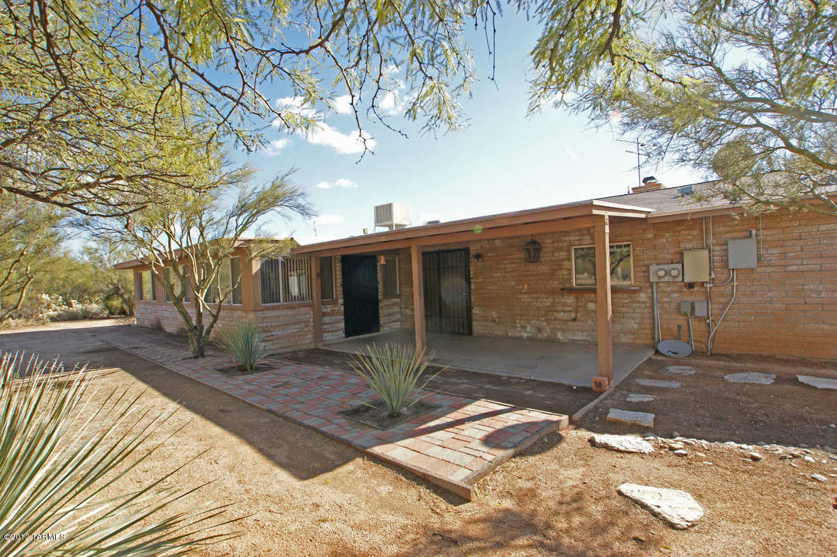 11301 East Limberlost Road Tucson, AZ 85749 - Photo 2 of 15 Gallery Image 2
