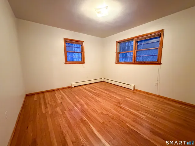 $324,900 | 14 Charles Street, Naugatuck, CT 06770