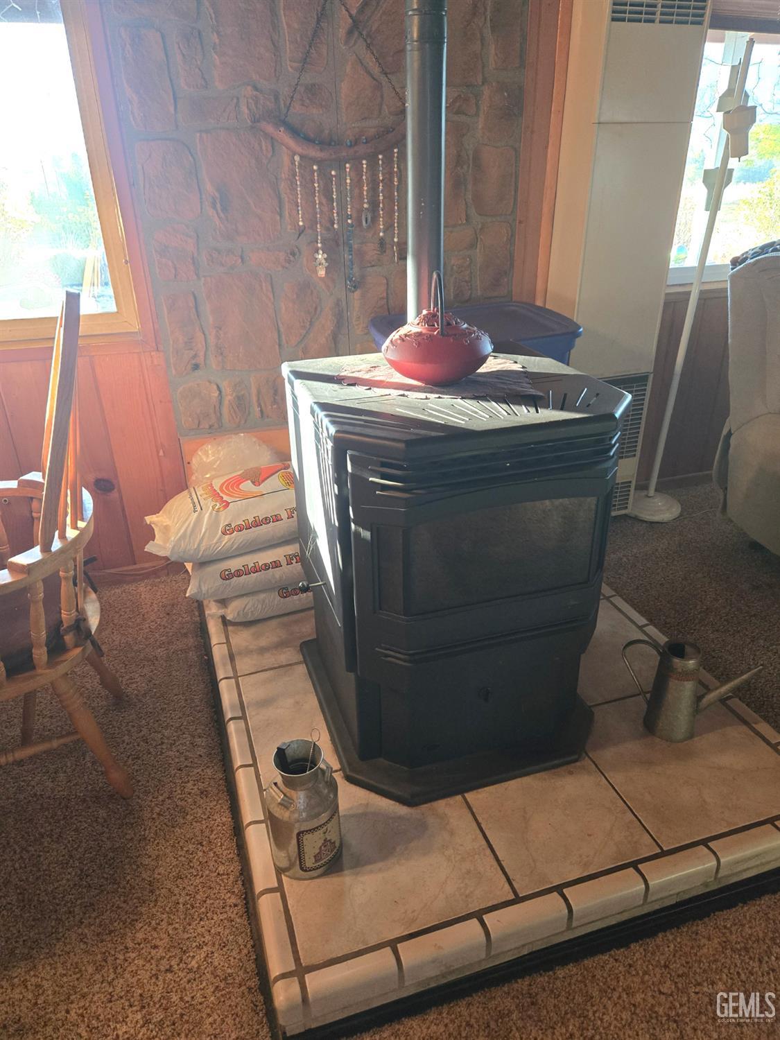 Undisclosed Address Caliente, CA 93518 - Photo 12 of 33 a utility room with washer and dryer