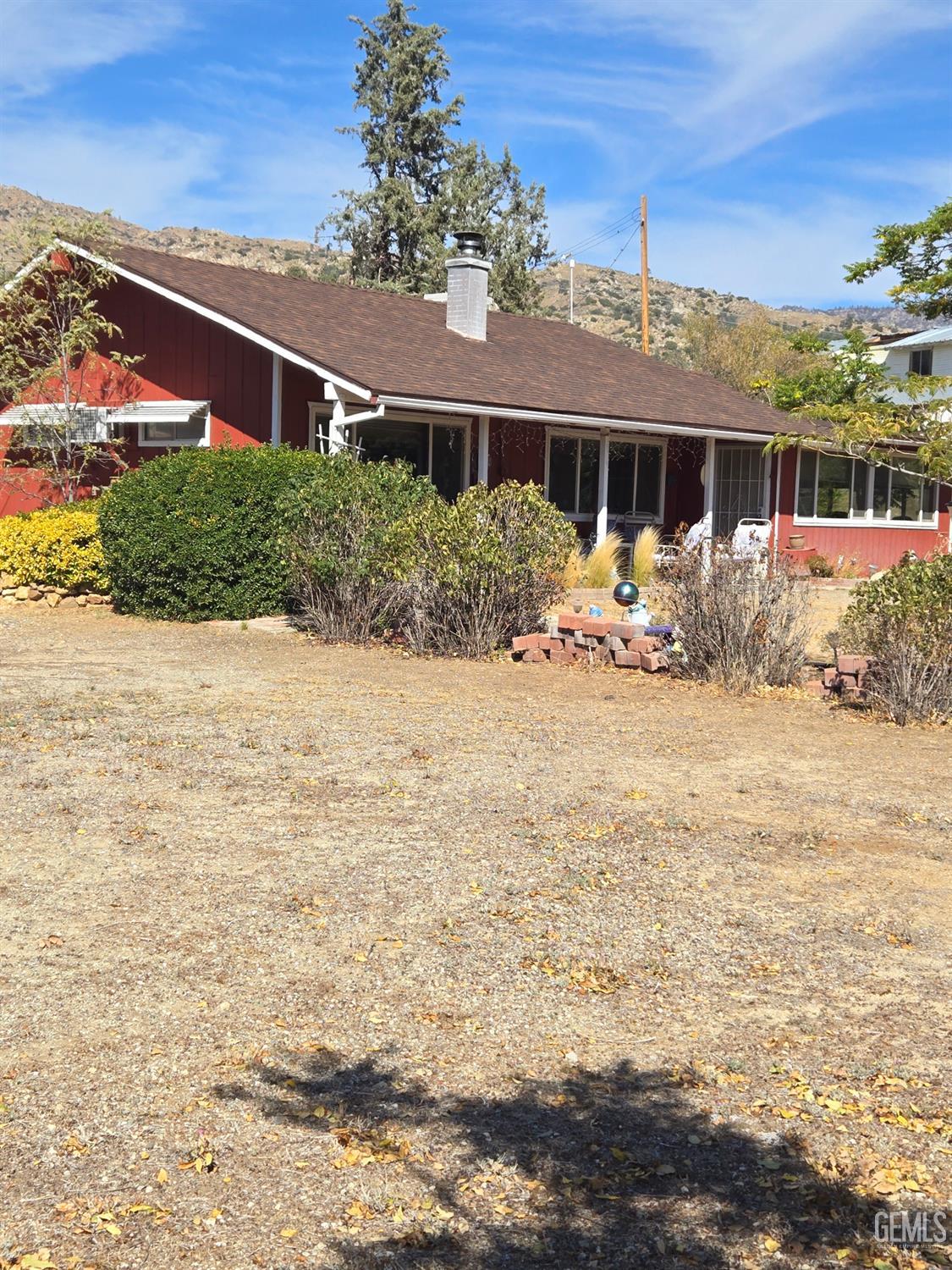 Undisclosed Address Caliente, CA 93518 - Photo 4 of 33 a front view of house with yard