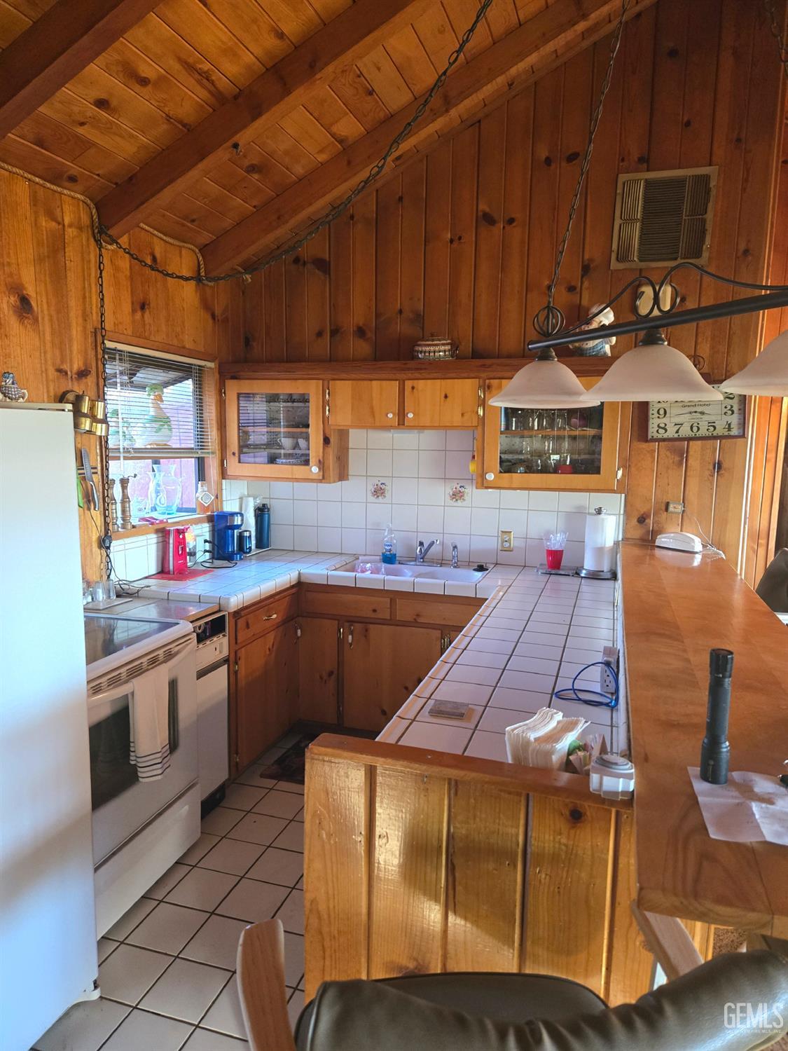 Undisclosed Address Caliente, CA 93518 - Photo 8 of 33 a room with granite countertop lots of counter top space