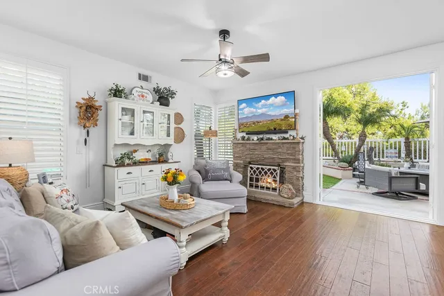 $1,325,000 | 24 Mayfair, Aliso Viejo, CA 92656