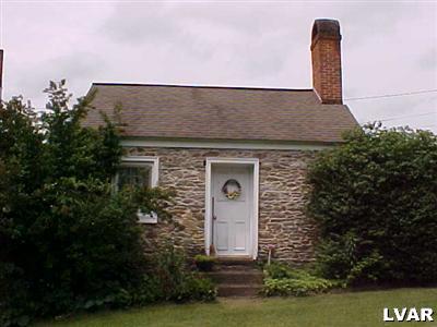 6673 Lime Kiln Road Slatington, PA 18080 - Photo 7 of 30 Front of Summer Kitchen