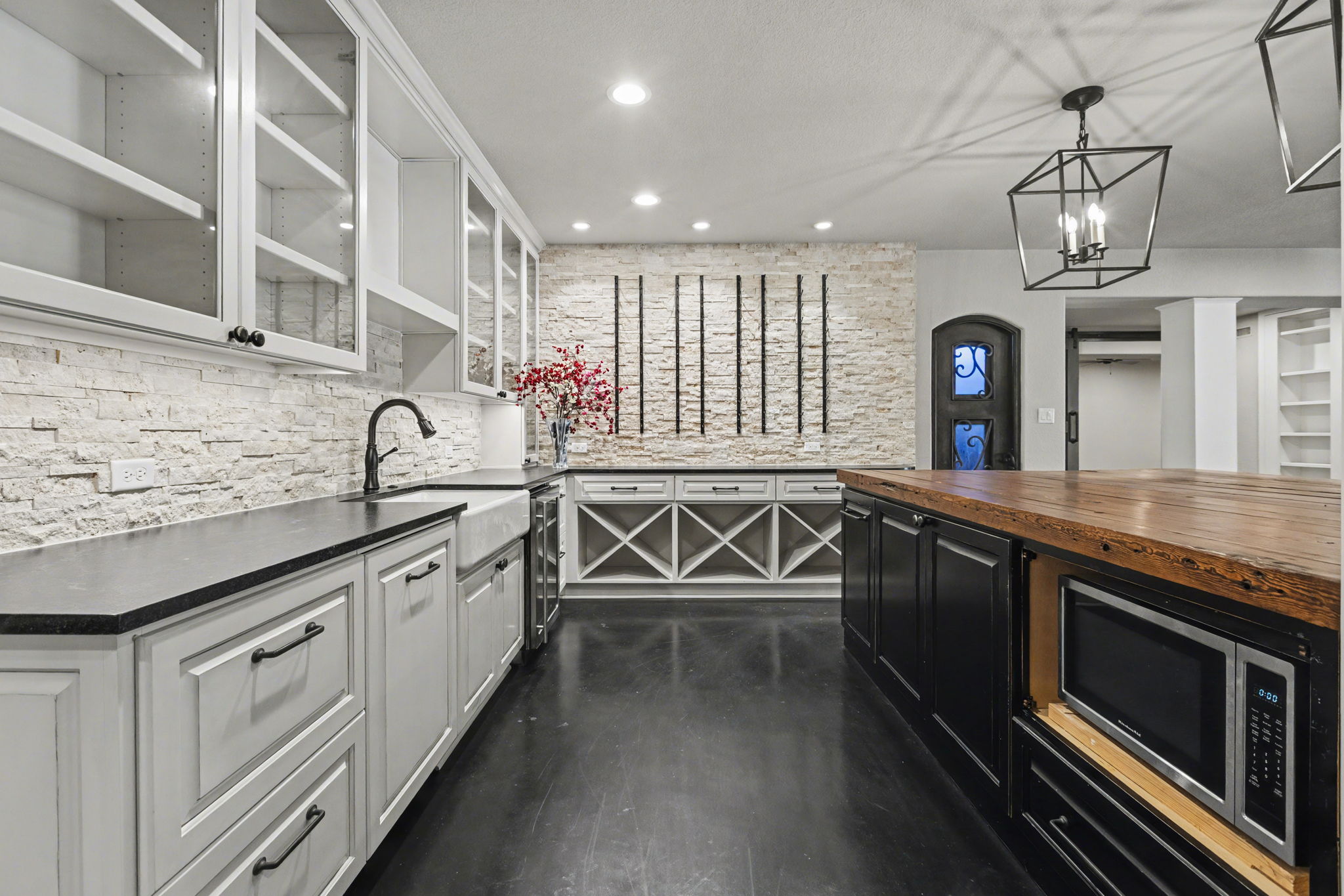 121 Burgess Lane Austin, TX 78738 - Photo 25 of 40
