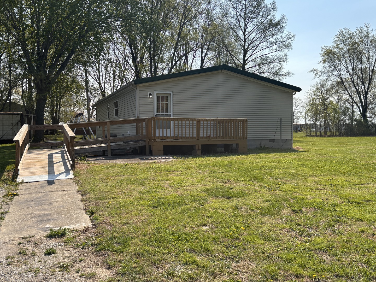 15662 East Nolan Road Mount Vernon, IL 62864 - Photo 5 of 46