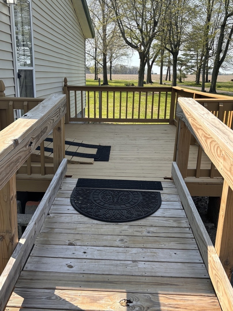 15662 East Nolan Road Mount Vernon, IL 62864 - Photo 8 of 46