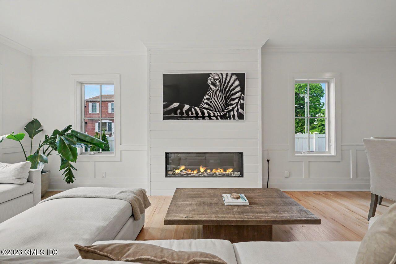185 South Water Street, Unit NORTH Greenwich, CT 06830 - Photo 13 of 28 Gas Fireplace