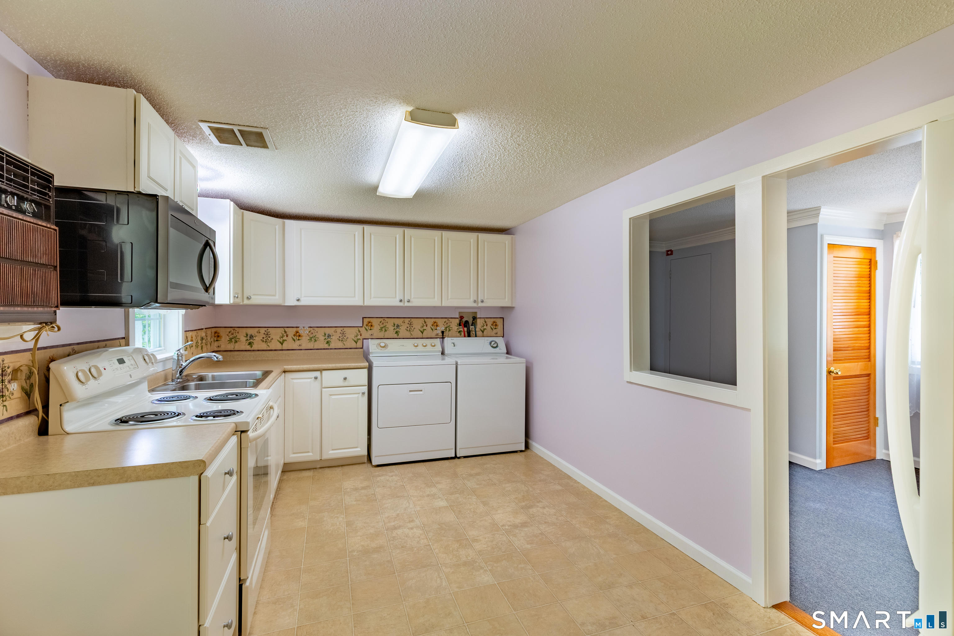 195 Daly Road Coventry, CT 06238 - Photo 7 of 20
