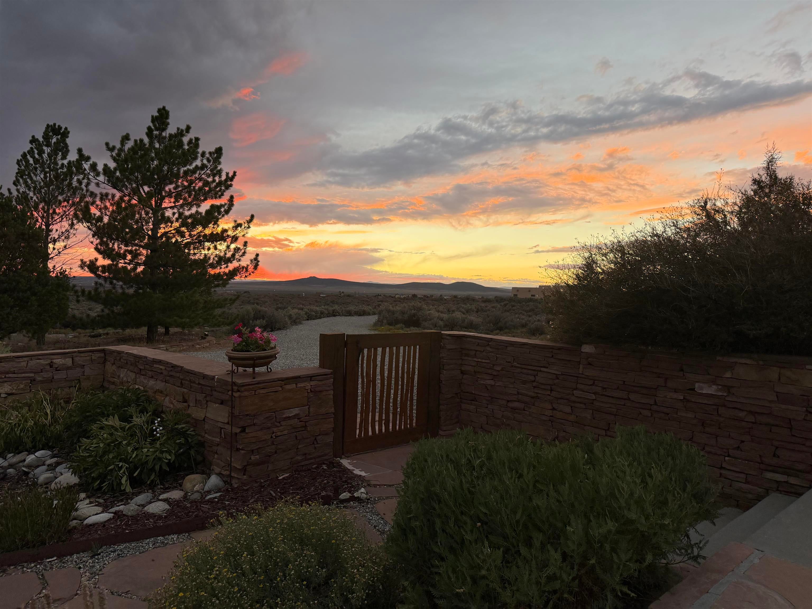 6 Bad Dog Road El Prado, NM 87529 - Photo 39 of 44 Gallery Image 39