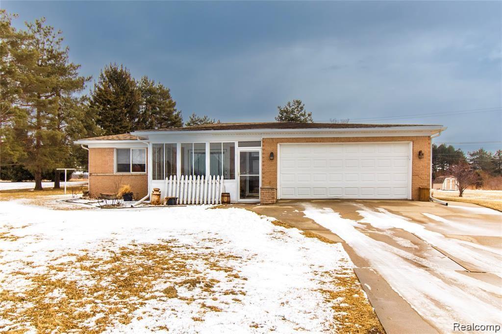 6605 Phillips Road Clifford, MI 48727 - Photo 1 of 38