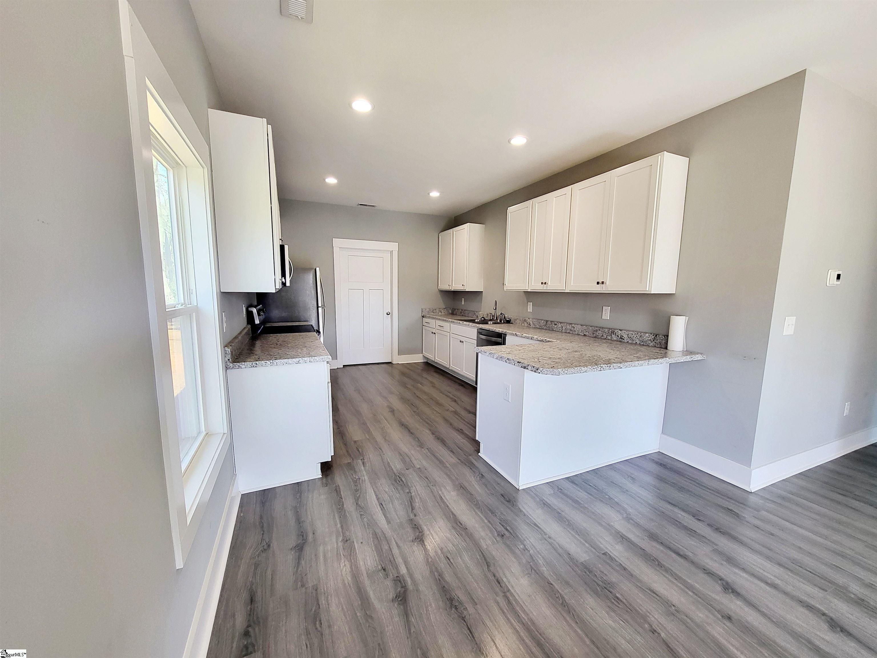 392 Jordan Road Lyman, SC 29365 - Photo 6 of 20