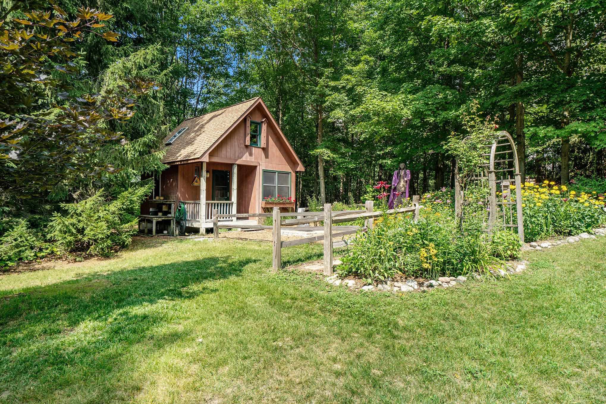 766 North Marshall Road Beulah, MI 49617 - Photo 3 of 37