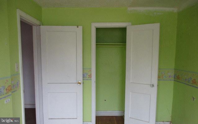 206 Grove Park Road Baltimore, MD 21225 - Photo 10 of 15
