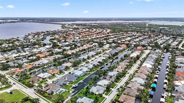 $1,179,000 | 4306 Barracuda Drive, Bradenton, FL 34208