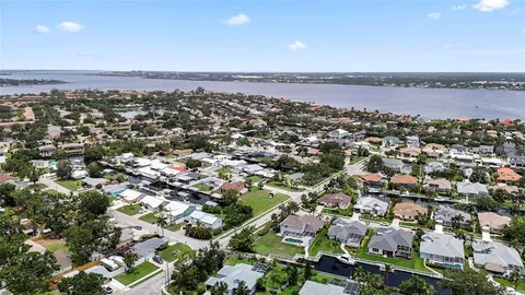 $1,179,000 | 4306 Barracuda Drive, Bradenton, FL 34208