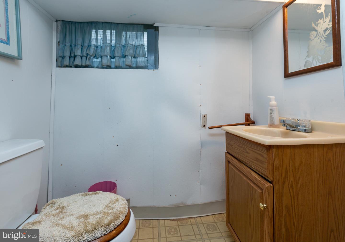 672 Rose Street Lansdowne, PA 19050 - Photo 17 of 30 Powder room in basement