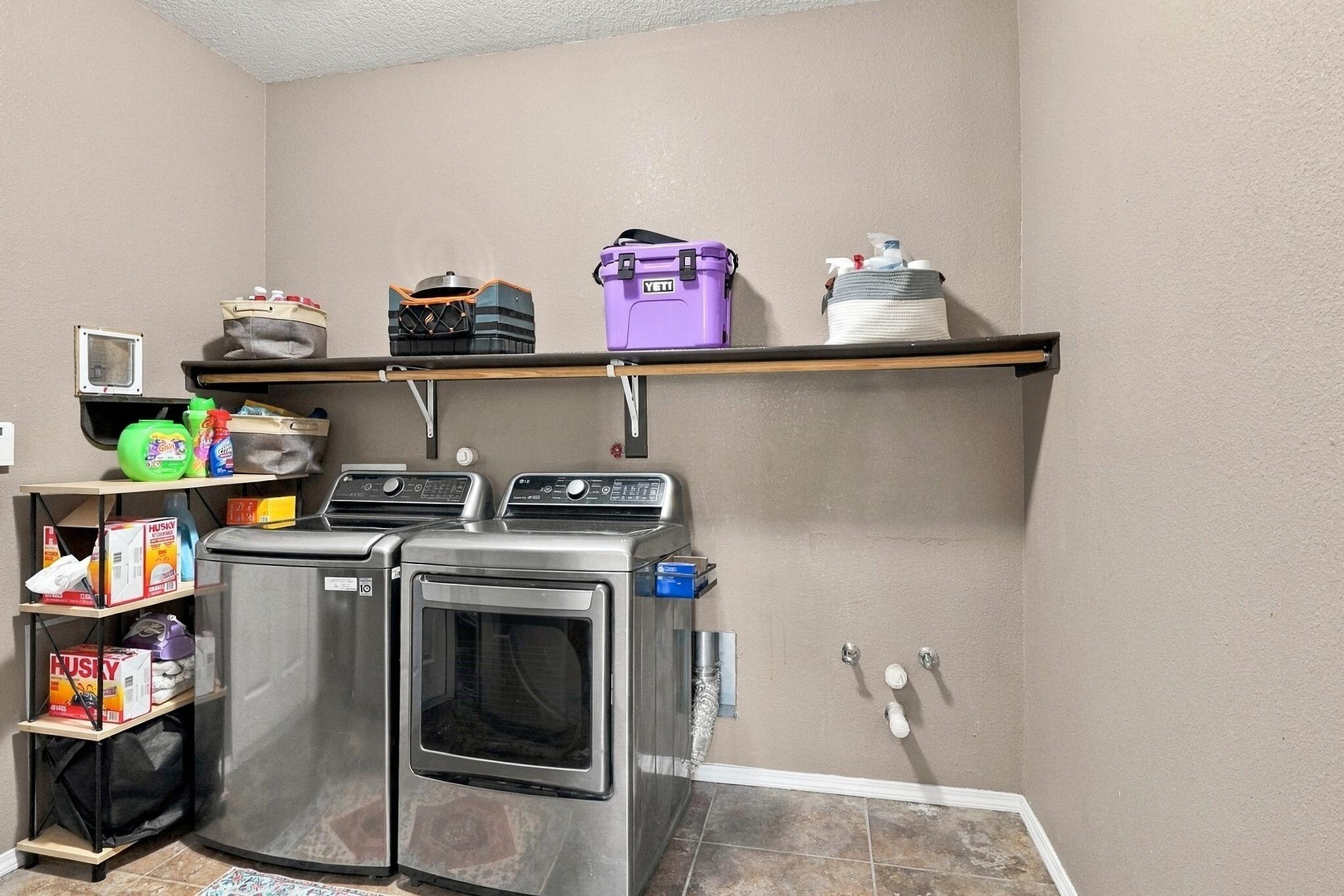 608 3rd Street Northeast Rio Rancho, NM 87124 - Photo 26 of 47 Gallery Image 26