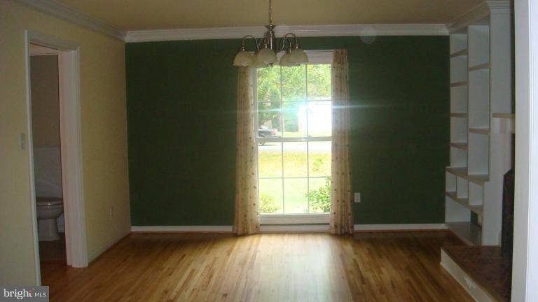 15809 White Rock Road Gaithersburg, MD 20878 - Photo 30 of 30 Family Room