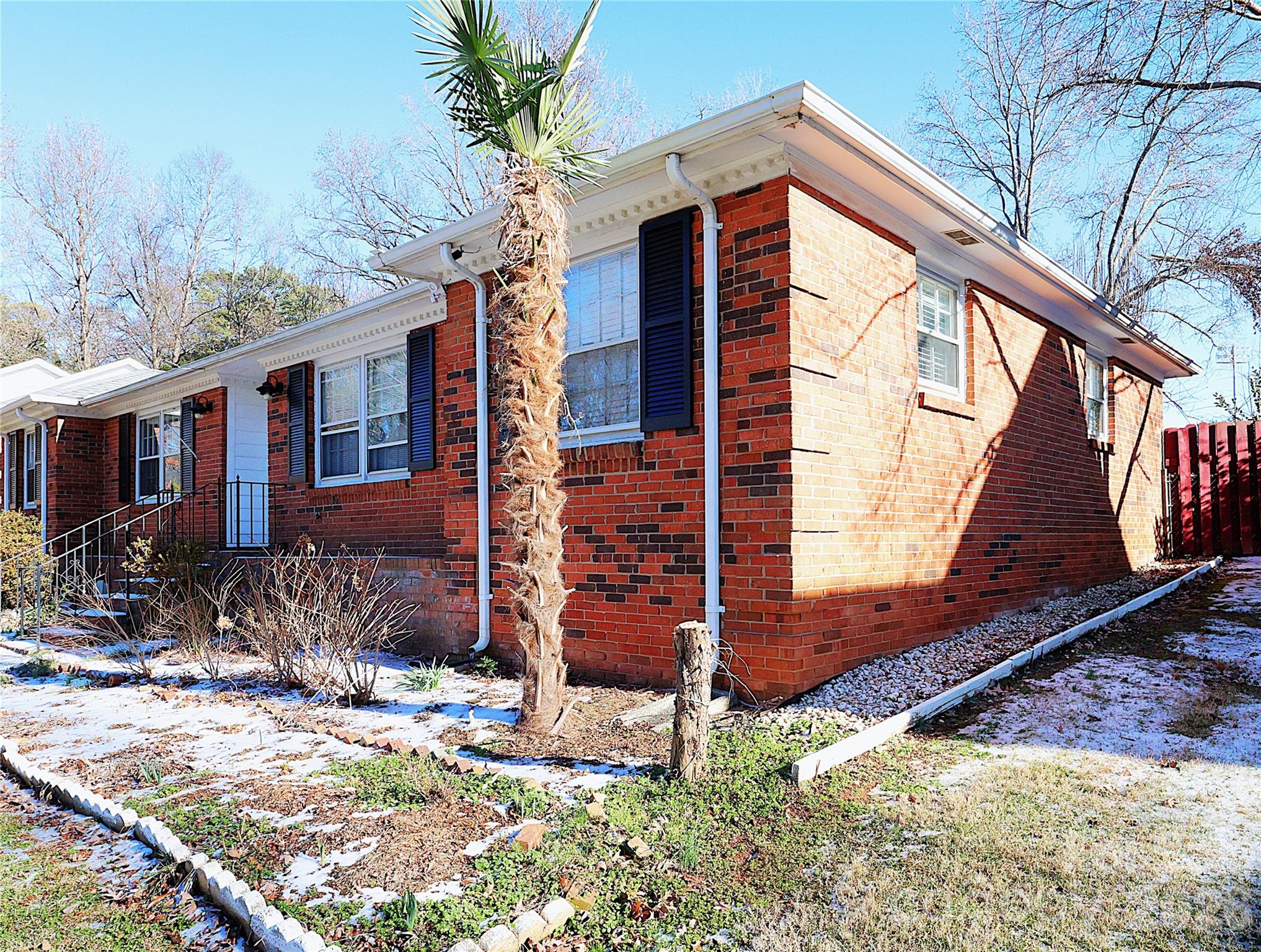 6625 Old Post Road Charlotte, NC 28212 - Photo 3 of 35