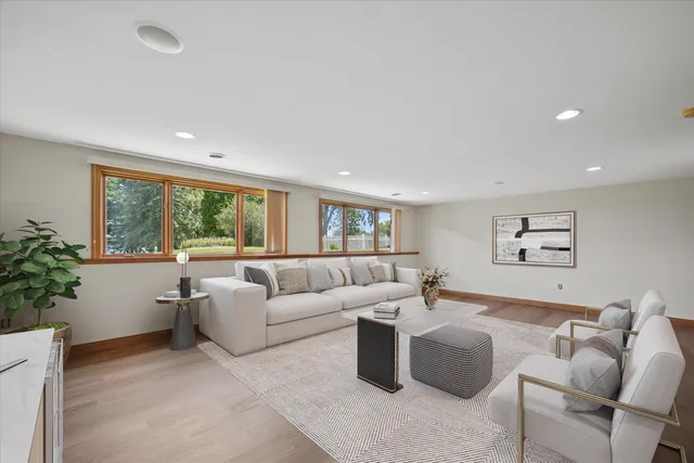 $1,399,900 | N4554 Lakeview Road, Hustisford, WI 53034