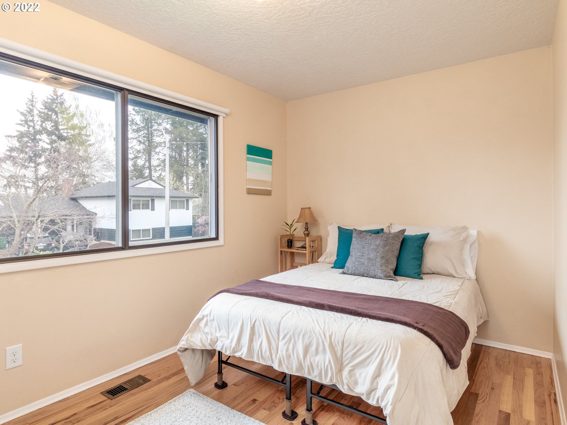 11870 Southwest Cheshire Road Beaverton, OR 97008 - Photo 15 of 21 Gallery Image 15