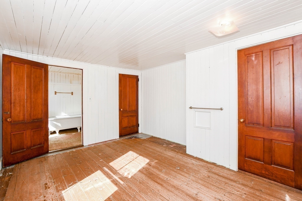 298 Front Street Marion, MA 02738 - Photo 19 of 40