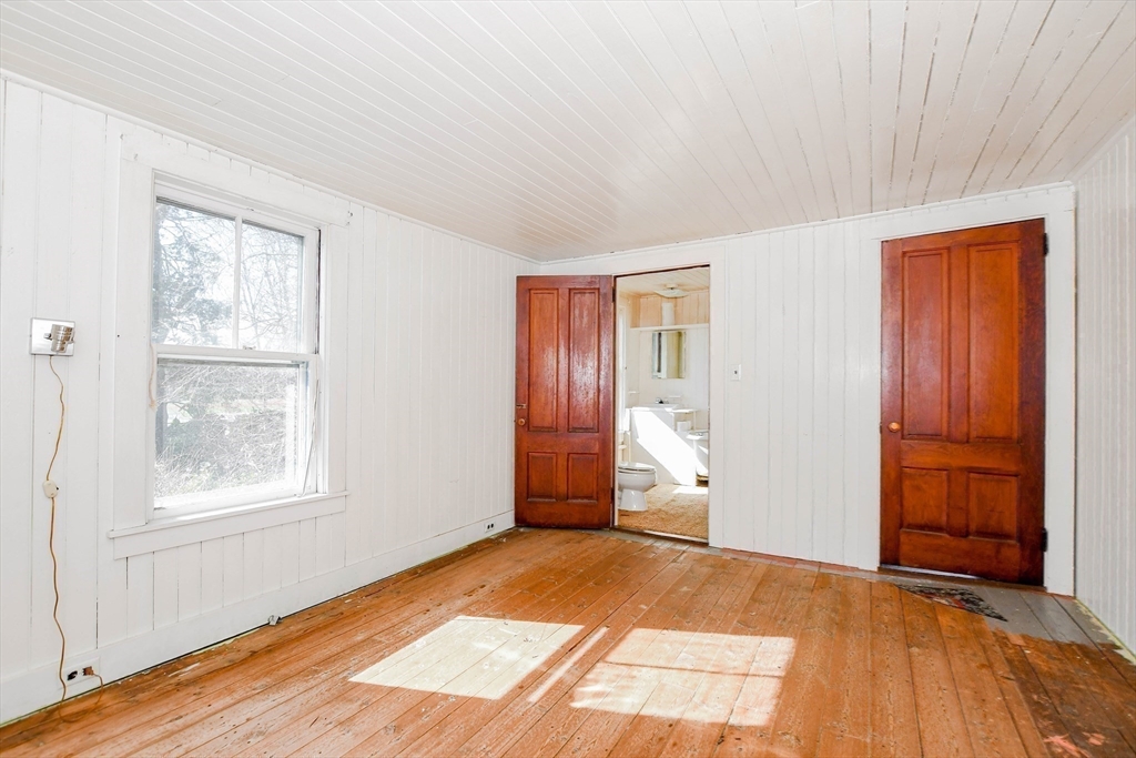 298 Front Street Marion, MA 02738 - Photo 22 of 40