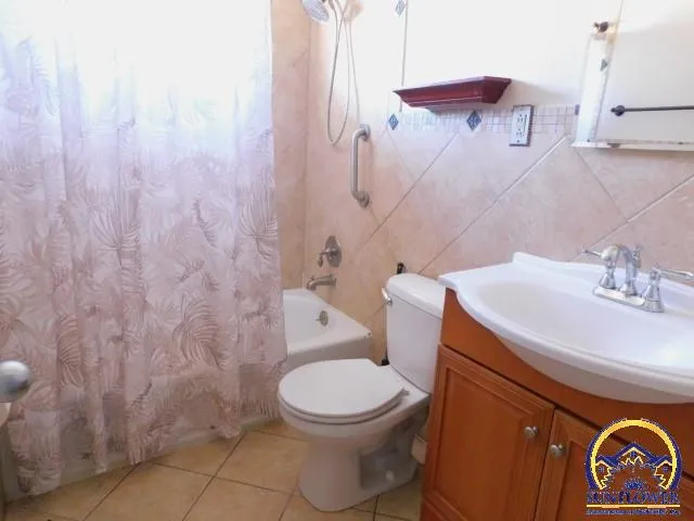 $215,000 | 104 Dakota Avenue, Holton, KS 66436