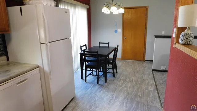 $215,000 | 104 Dakota Avenue, Holton, KS 66436