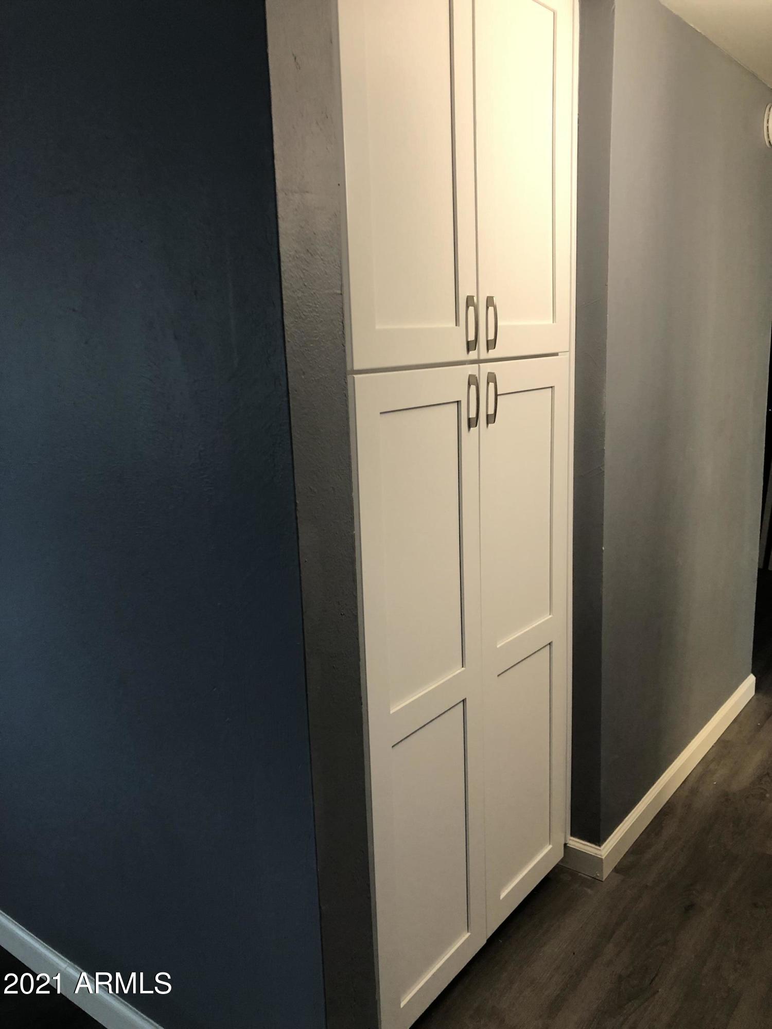3141 West Charter Oak Road Phoenix, AZ 85029 - Photo 7 of 19 Hall storage