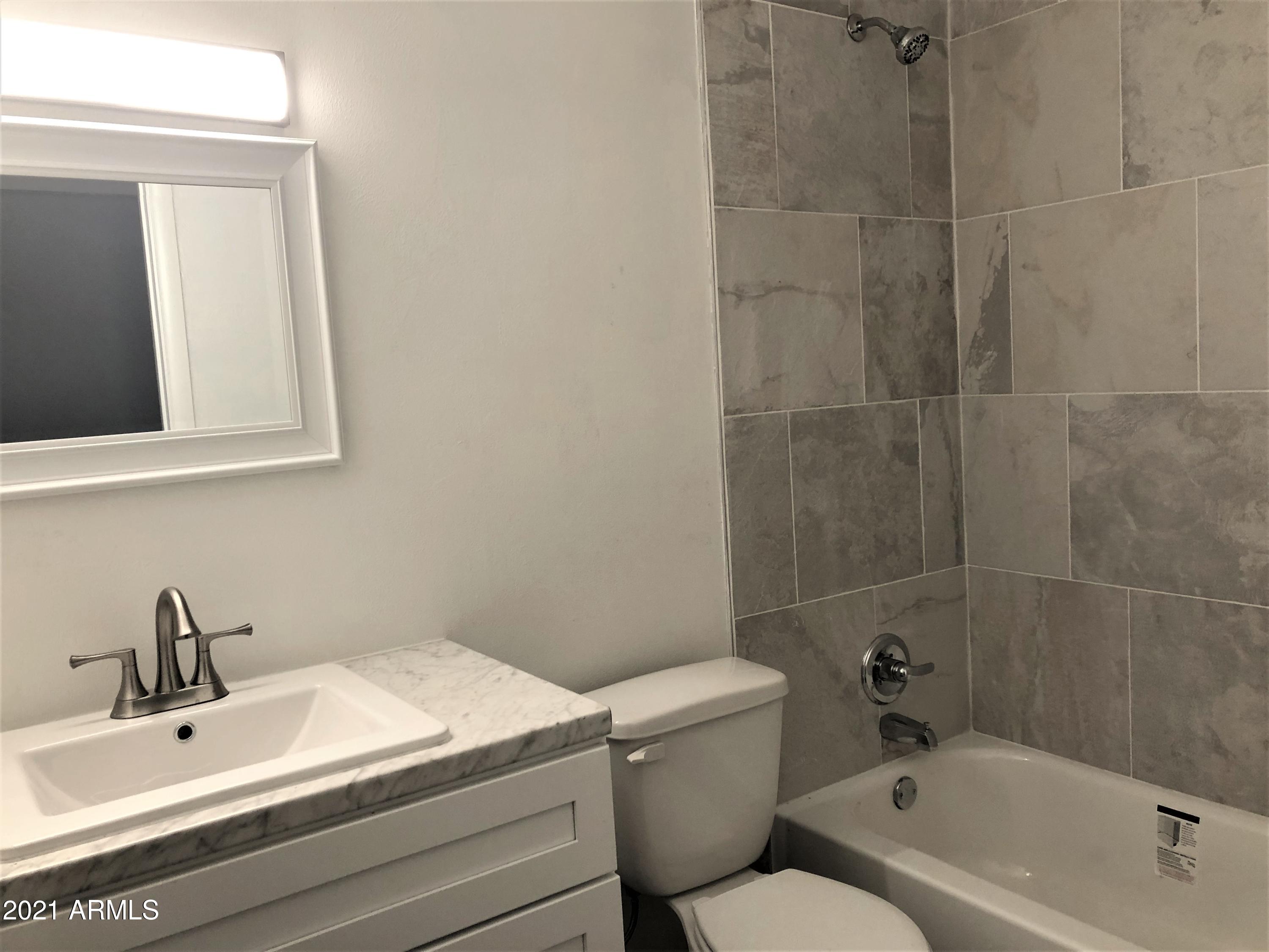 3141 West Charter Oak Road Phoenix, AZ 85029 - Photo 10 of 19 Hall bath
