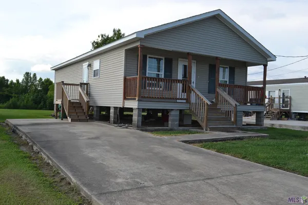 $130,000 | 207 Joan Ann Drive, Cut Off, LA 70345