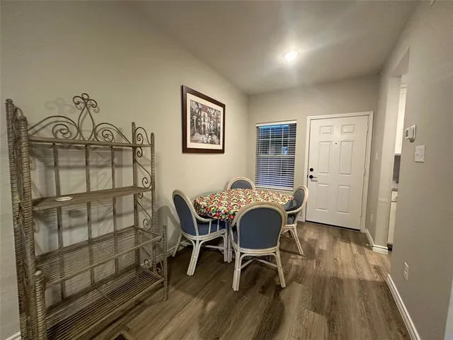 $950 | 5325 Bent Tree Forest Drive, Unit 1112, Dallas, TX 75248