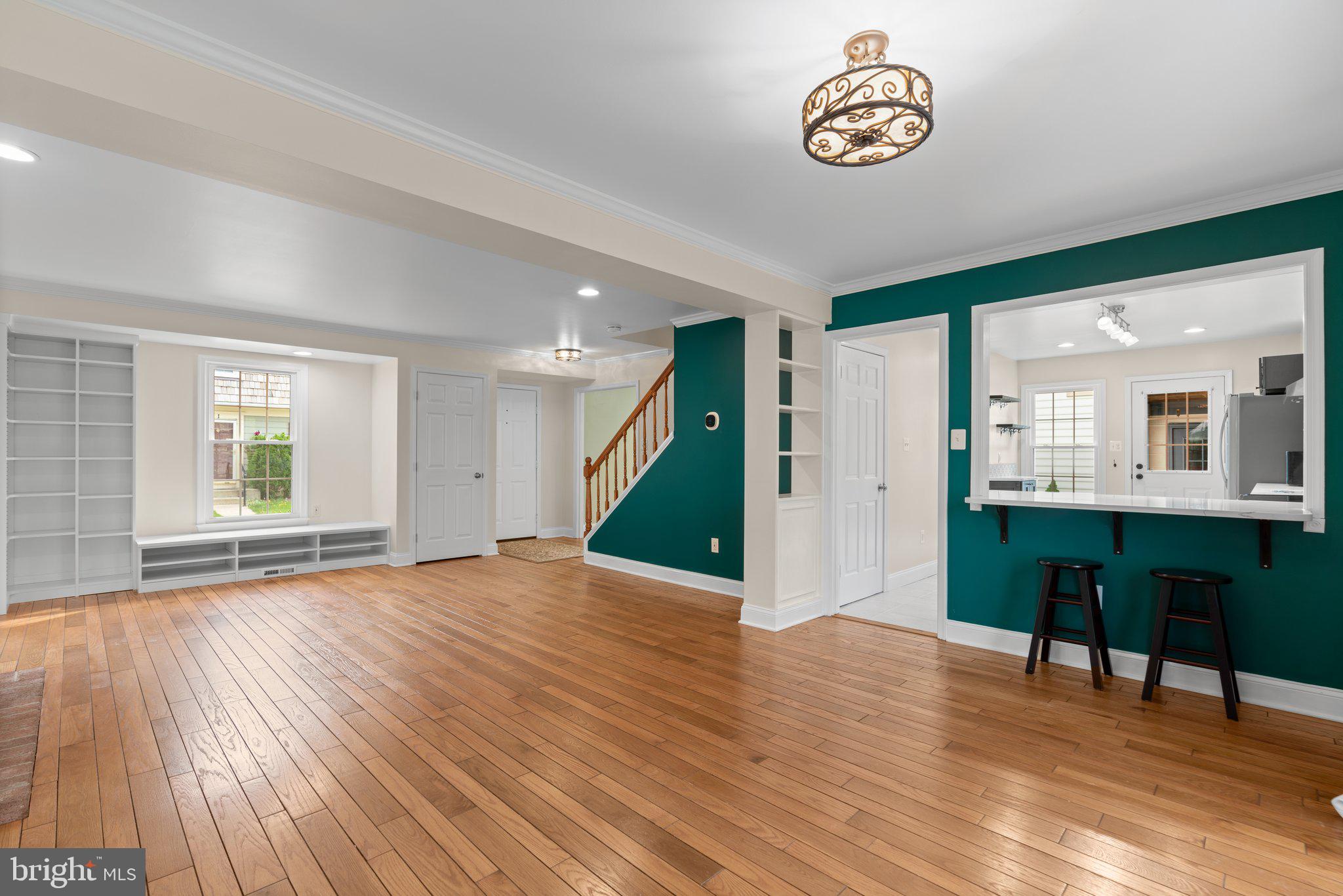 2 Oxley Square Road Gaithersburg, MD 20877 - Photo 7 of 49 an empty room with windows and entrance