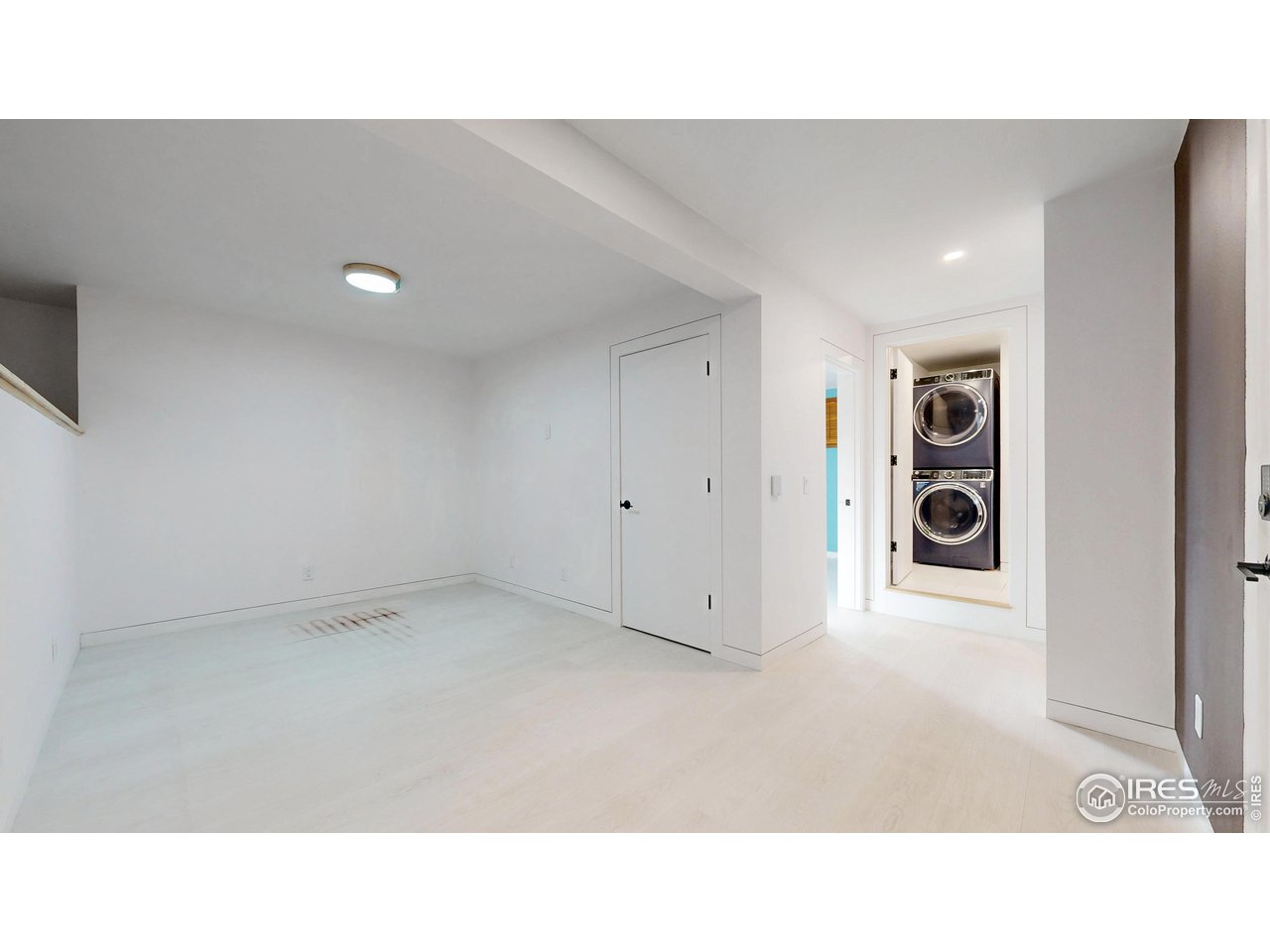 710 Tanager Road Estes Park, CO 80517 - Photo 25 of 43 Downstairs Family / Rec Room.