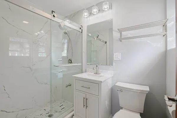 $3,400 | 475 Courtesy Lane, Des Plaines, IL 60018
