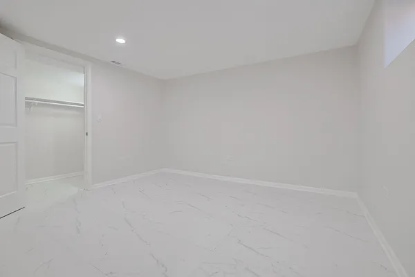 $3,400 | 475 Courtesy Lane, Des Plaines, IL 60018
