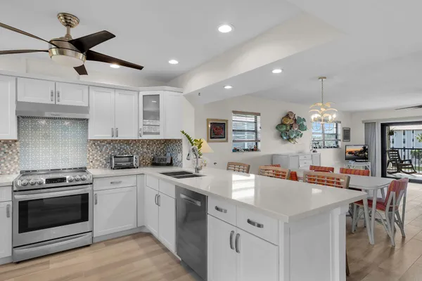 $850,000 | 88181 Old Highway, Unit F24, Islamorada, FL 33036