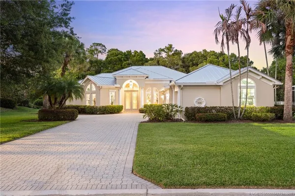 $799,000 | 917 Southwest Blue Stem Way, Stuart, FL 34997