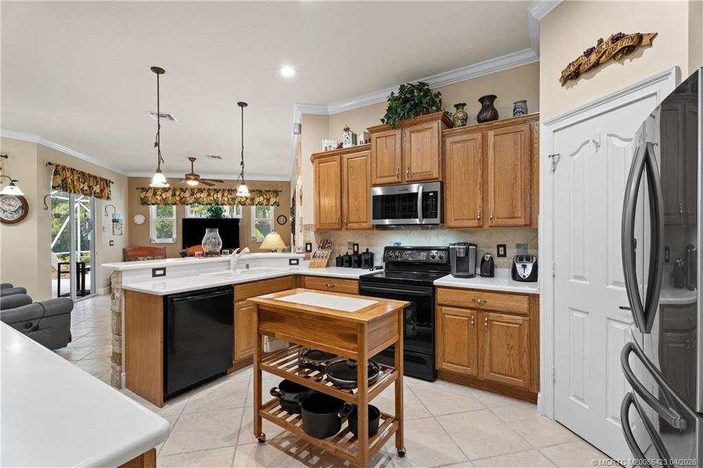 917 Southwest Blue Stem Way Stuart, FL 34997 - Photo 17 of 40