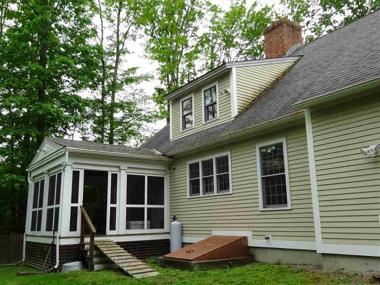165 Wentworth Road Walpole, NH 03608 - Photo 2 of 30