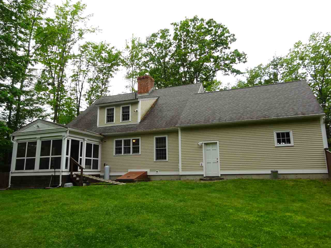 165 Wentworth Road Walpole, NH 03608 - Photo 4 of 30