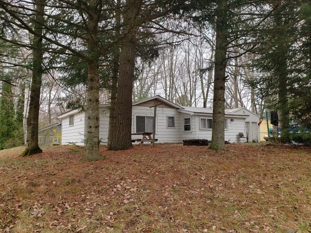 4312 East Stockwell Road Harrison, MI 48625 - Photo 10 of 15 Gallery Image 10