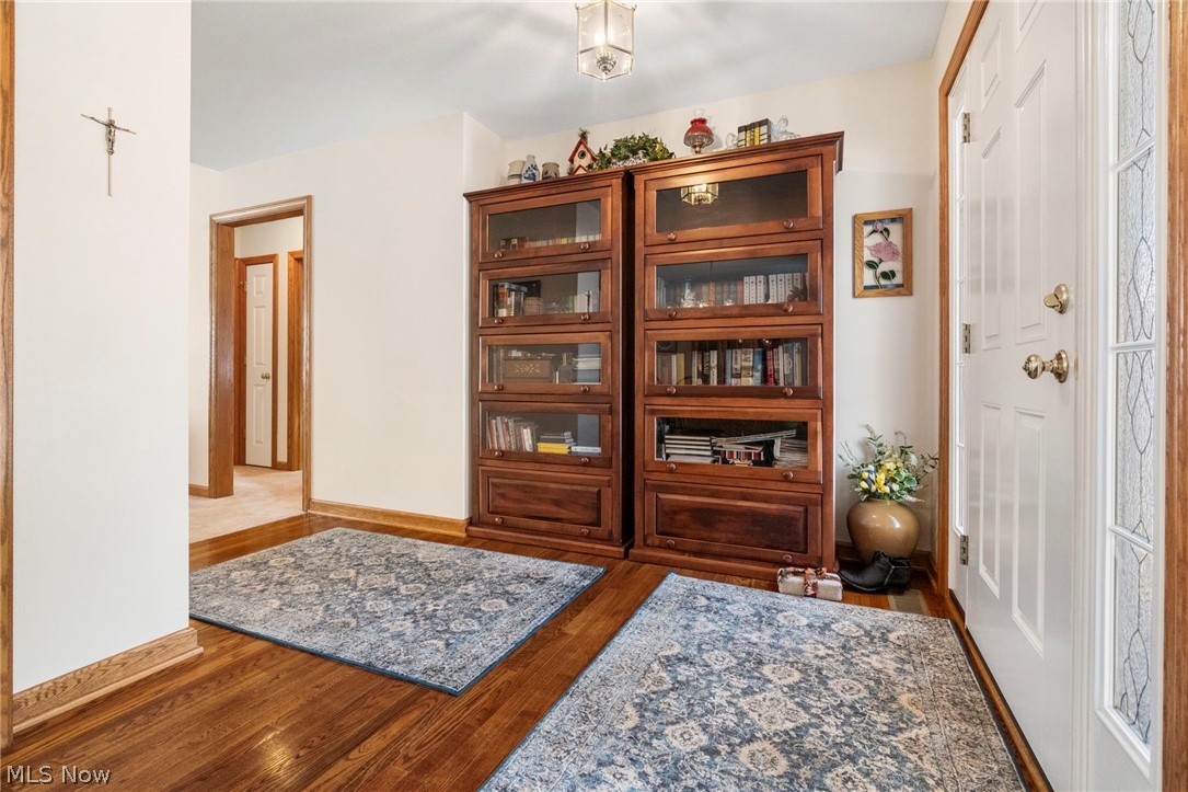 7020 Sweetwater Road Northeast Canton, OH 44721 - Photo 3 of 39 Gallery Image 3
