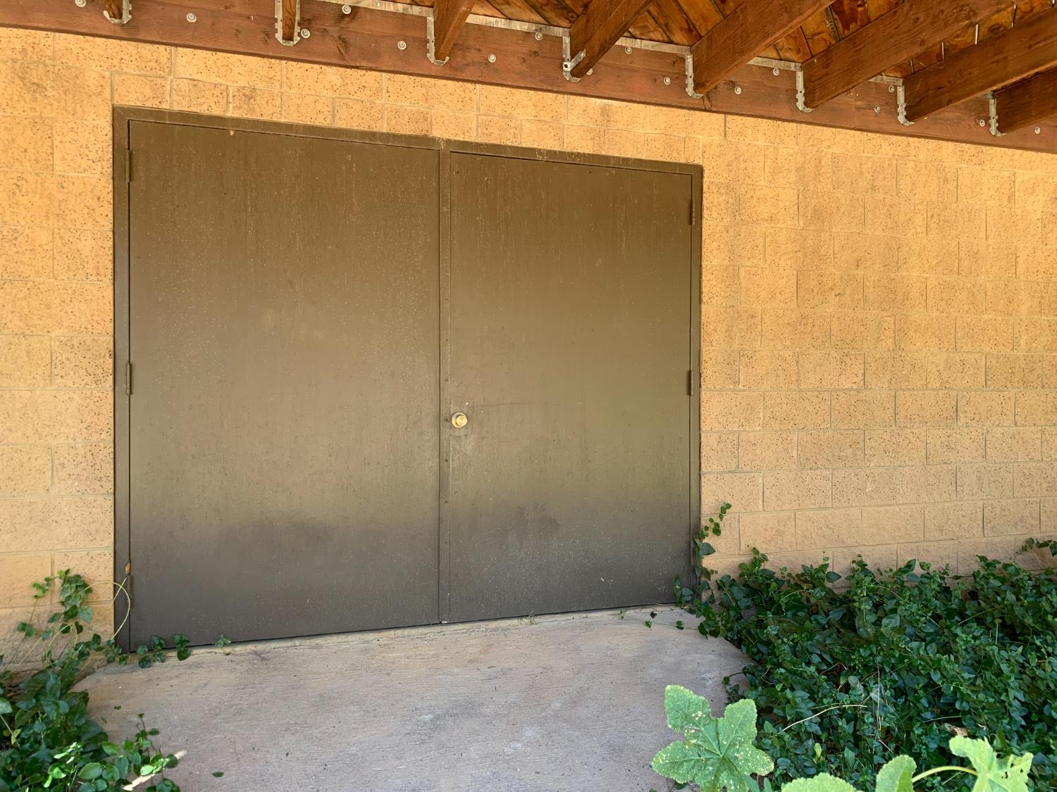 7190 Hites Cove Road Mariposa, CA 95338 - Photo 40 of 61 a view of a small yard