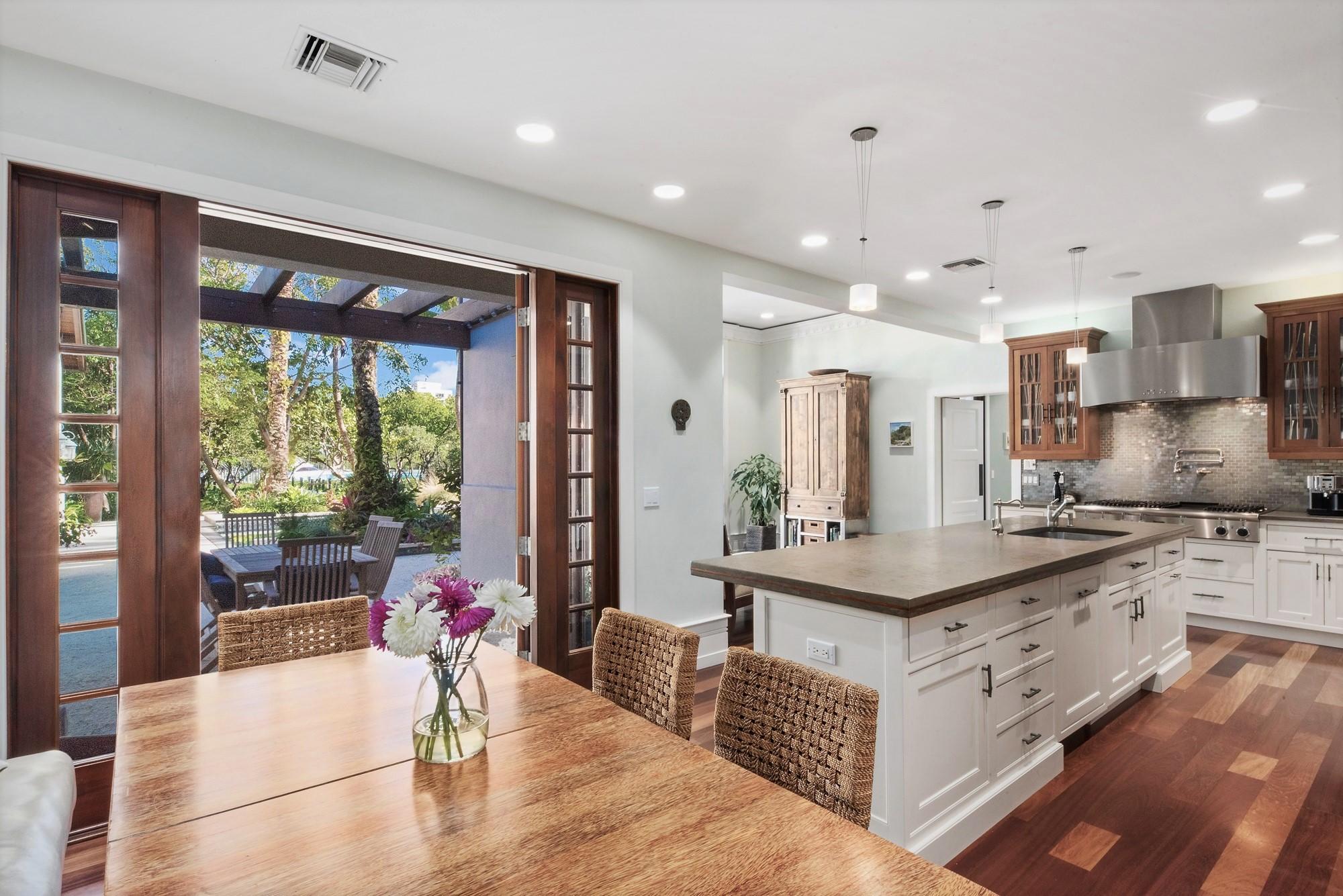 48 Coconut Lane Tequesta, FL 33469 - Photo 12 of 30 48 Coconut Ln, Tequesta, FL 33469 (34) -