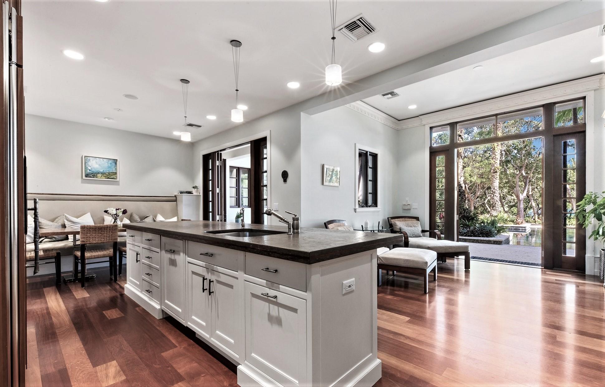 48 Coconut Lane Tequesta, FL 33469 - Photo 13 of 30 48 Coconut Ln, Tequesta, FL 33469 (29)